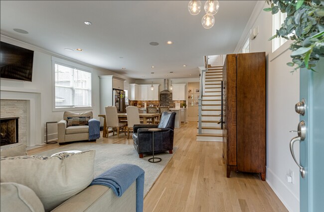 Foto del edificio - 2405 Chapel Ave