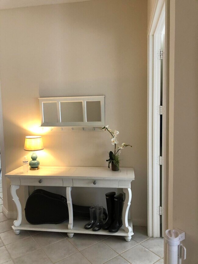 Foto del edificio - 4779 Orchard Ln