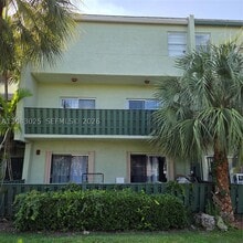 Building Photo - 8905 NW 28th Dr
