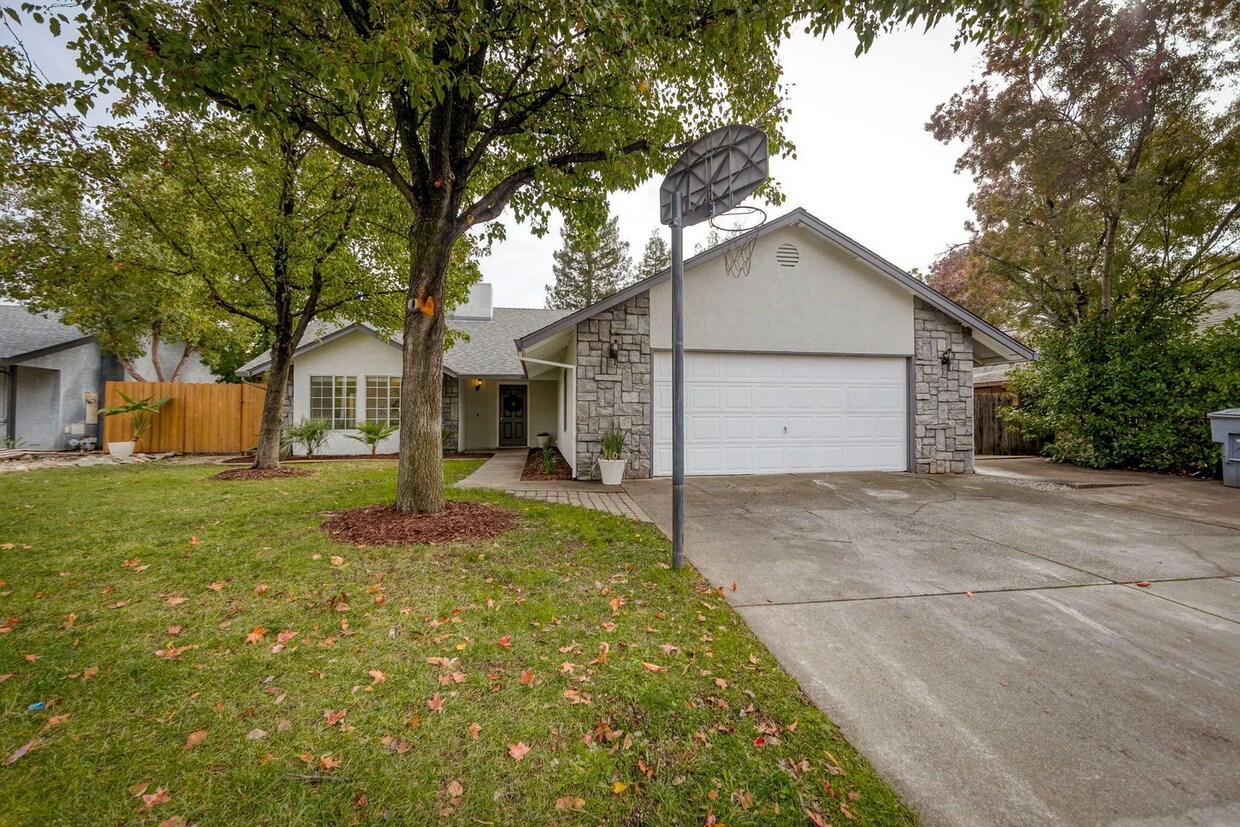 Foto principal - Home Near Mountain View School off of Shas...