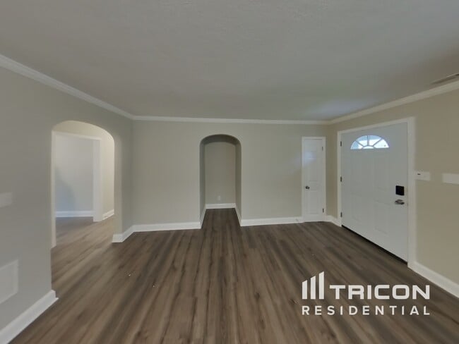 Foto del edificio - 1410 Clark Ave