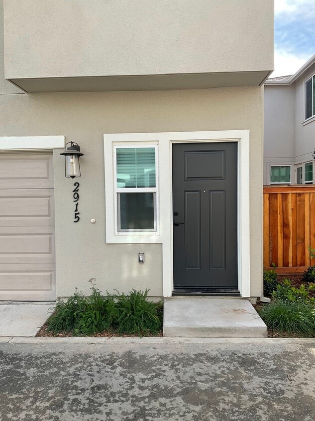 Foto principal - 2915 Liscum St