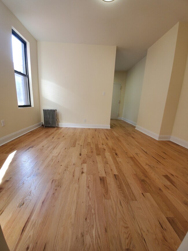 2955 Nostrand Ave., Brooklyn, NY 11229 Room for Rent in Brooklyn, NY