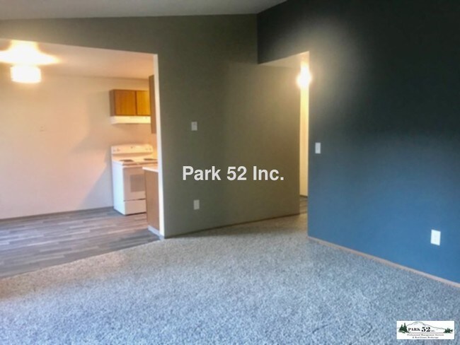 Foto del edificio - 7502-7518 41st St Ct W