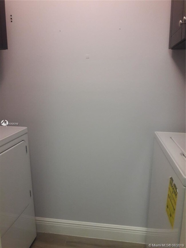 Foto del edificio - 1263 SW 46th Ave