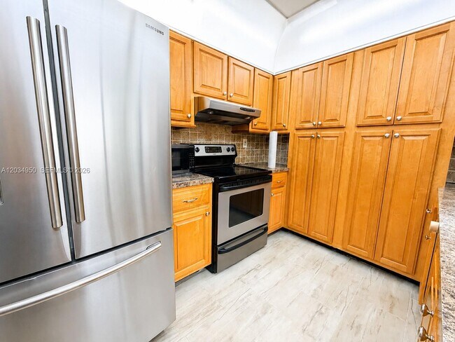 Foto del edificio - 9606 SW 1st Ct