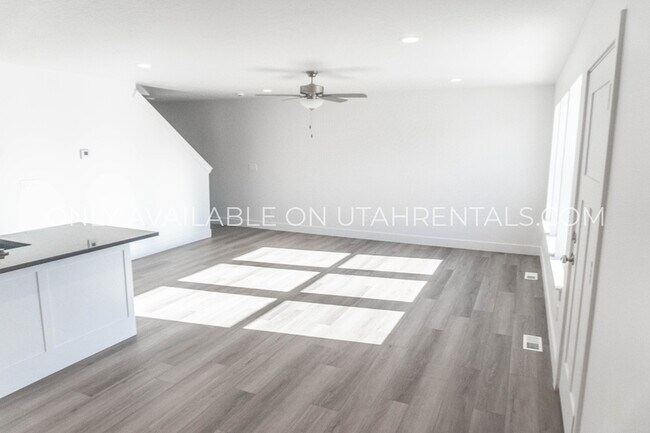 Foto del edificio - 864 N 200 W
