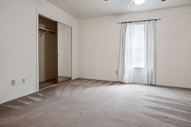 Foto del edificio - 28736 Waikiki Ln