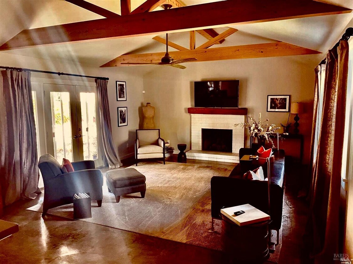 Foto principal - 6911 Yount St