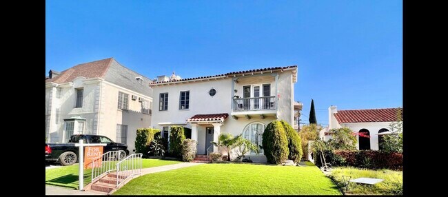 Foto del edificio - 808 S Curson Ave