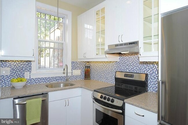 Renovated Stainless Steel Kitchen - 1208 1/2 Wylie St NE
