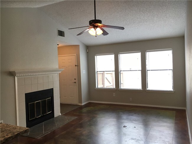 Building Photo - 12318 Little Emily Way
