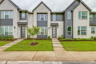 Building Photo - 851 Lennox Dr
