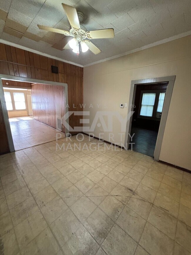 Foto del edificio - 2 Bedroom, 1 Bathroom NOW Available!