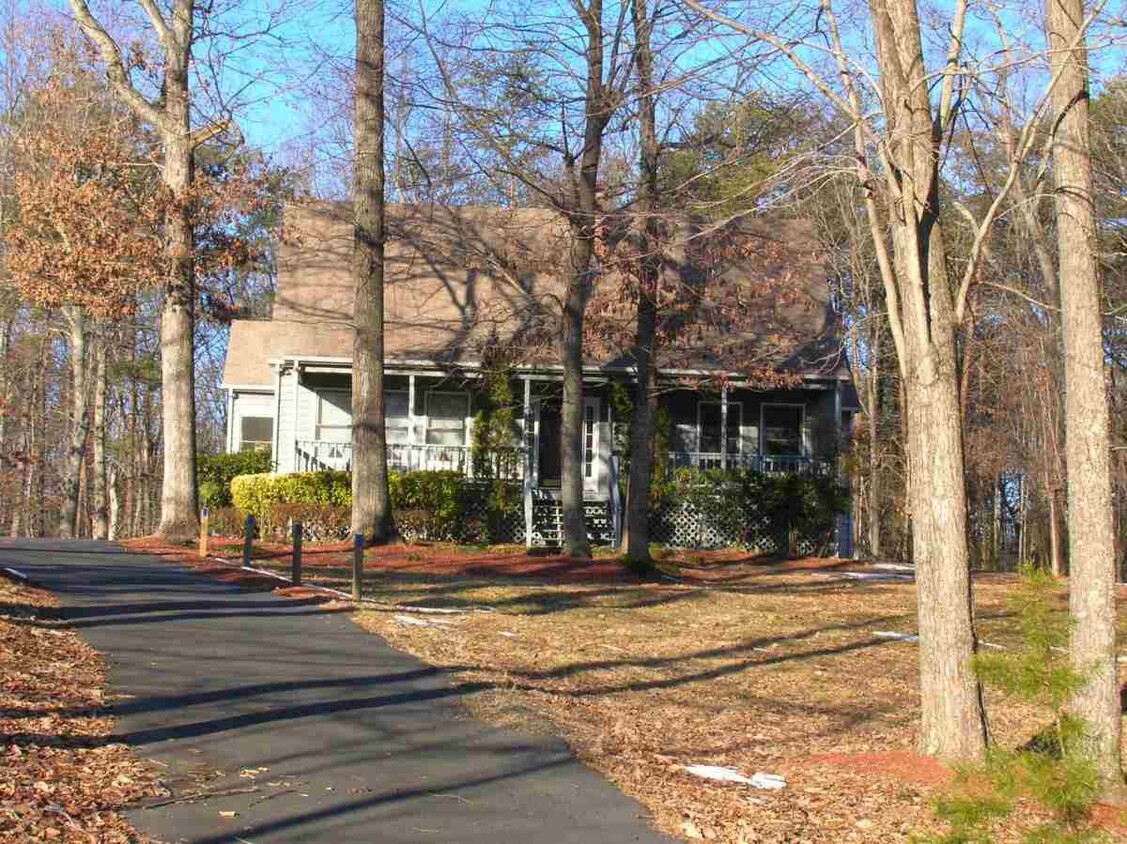 Primary Photo - 25 Haney Rd