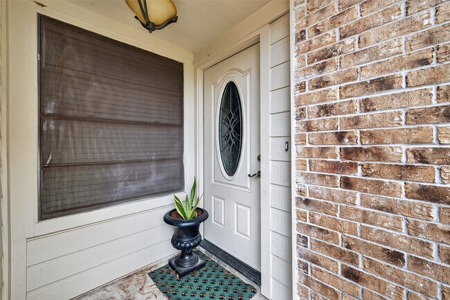 Foto del edificio - 17010 Bentana Ct