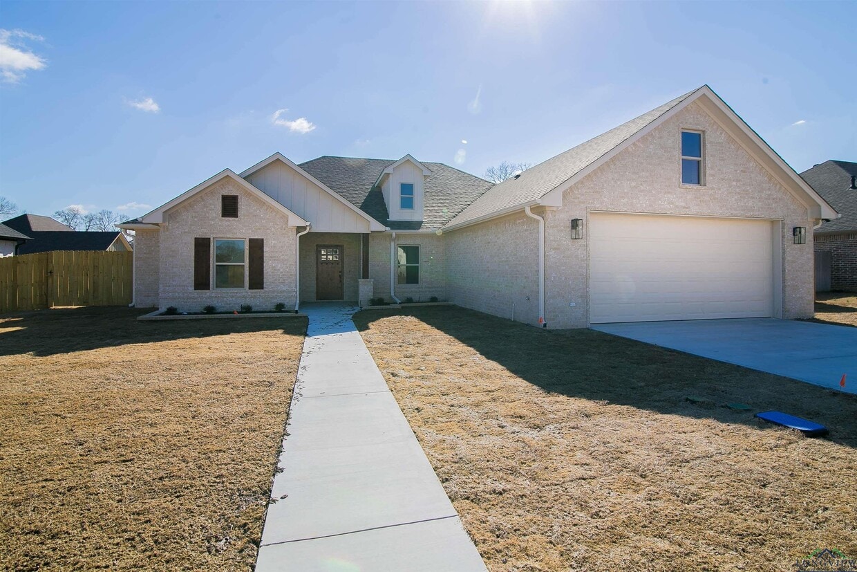 204 Lafoy Ln, Hallsville, TX 75650 House for Rent in Hallsville, TX