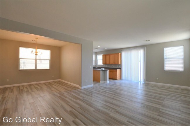 Building Photo - 3 br, 2.5 bath House - 9806 W Tompkins Ave