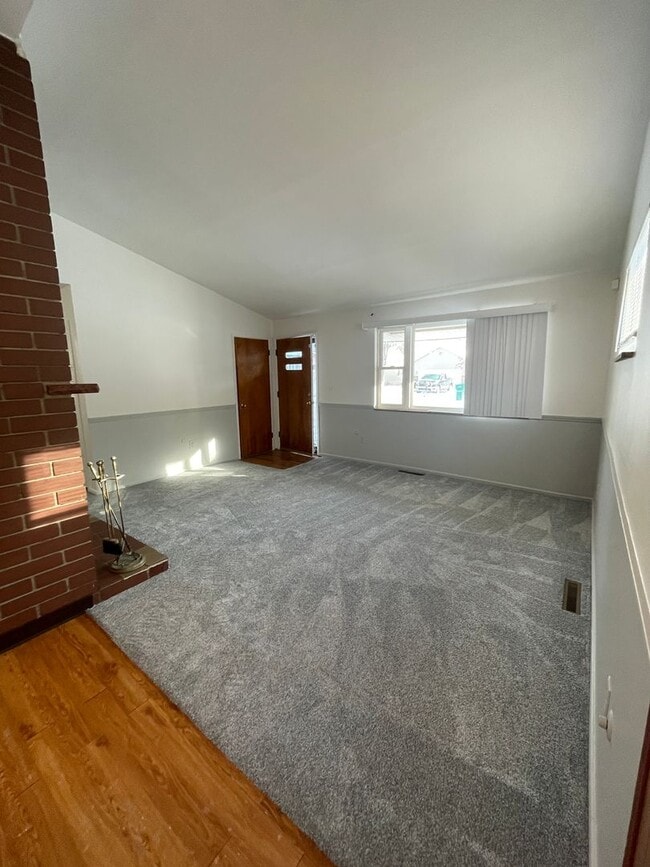 Foto del edificio - Three Bedroom Ranch Available for Rent | Flexible Move-in