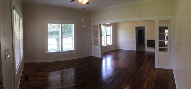 Foto del edificio - Remodeled 3 BDR / 1 BA Home, Small Town Living