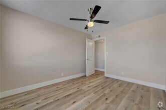 Building Photo - 6121 Edgewood Cir