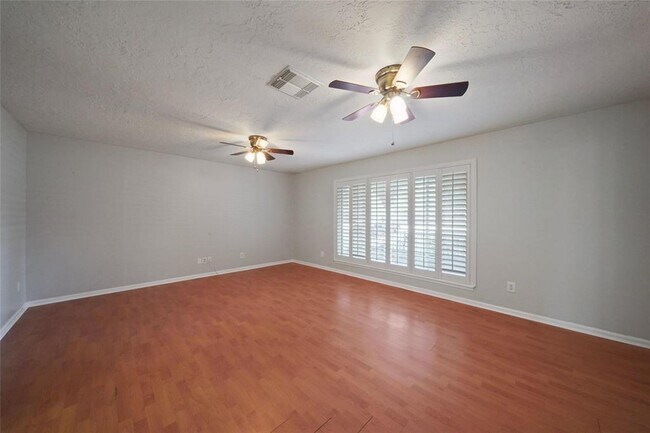 Building Photo - 110 Magnolia Bend