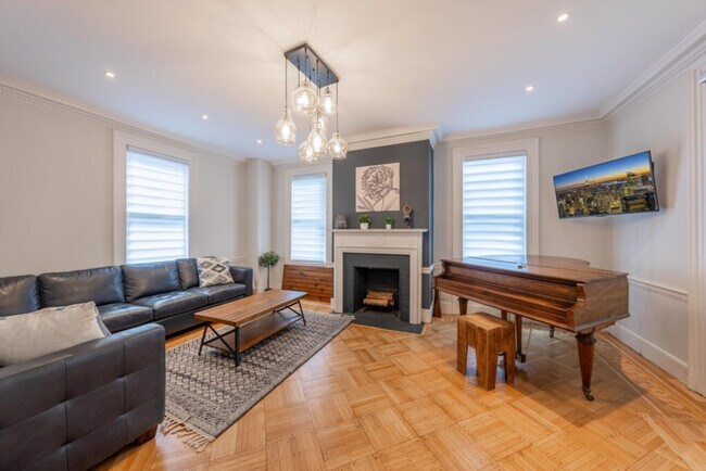 Foto del edificio - 139 W 4th Ave