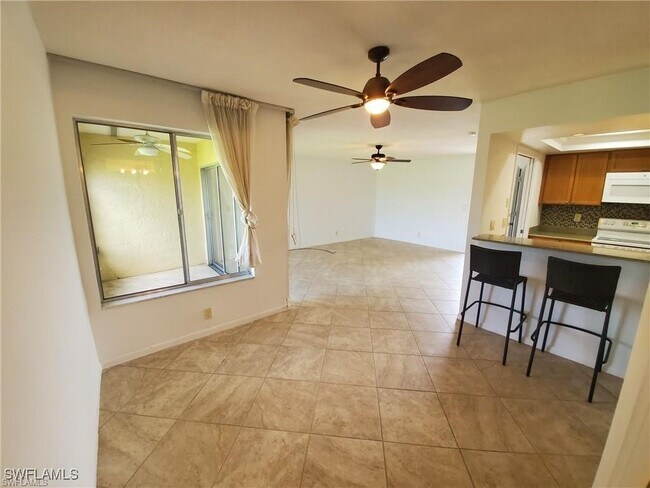 Building Photo - 3655 Boca Ciega Dr