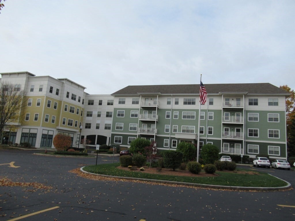 248 Main St Unit 311, Hudson, MA 01749 Condo for Rent in Hudson, MA