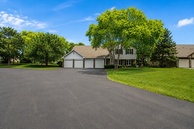 Building Photo - 174 E Bluewater Ln