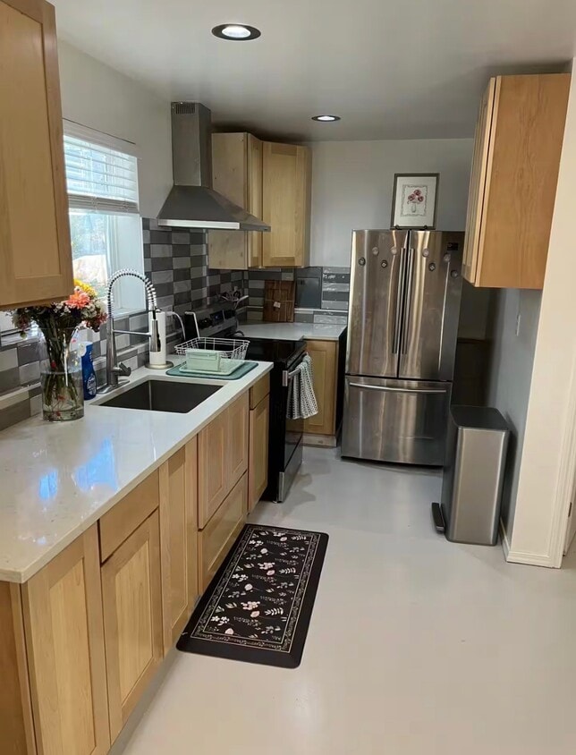 Photo - 6438 S 118th St (Seattle, WA)