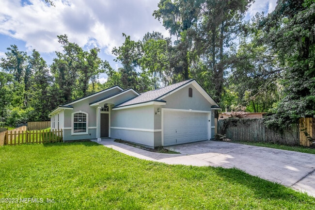 Foto del edificio - 10715 Ogalla Ave