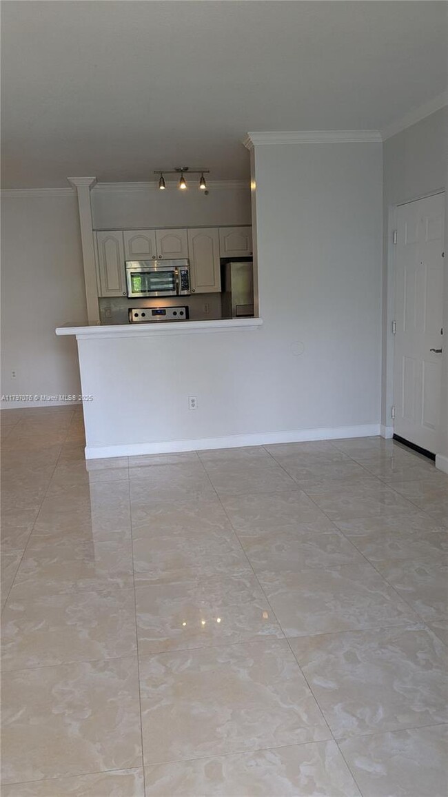 Foto del edificio - 6841 SW 44th St