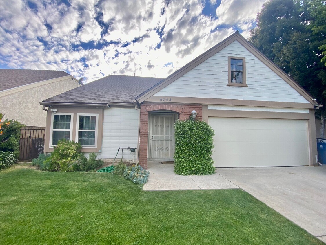 Primary Photo - 6263 Crebs Ave