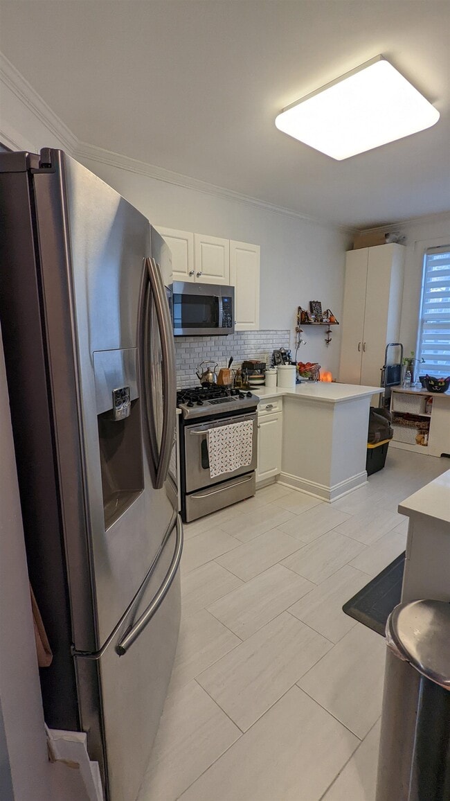 Building Photo - 30 CONSTITUTION Way