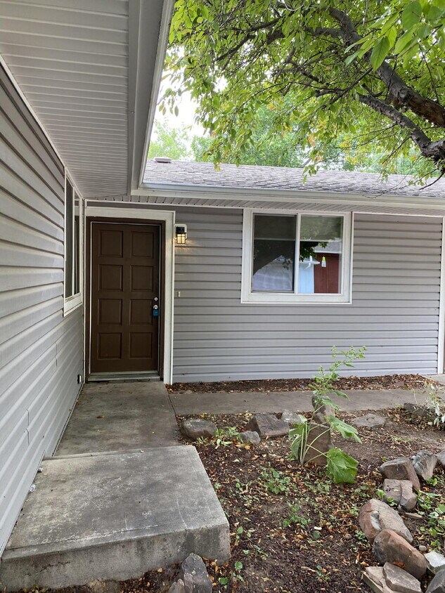 Foto principal - 4547 Beachcomber Ct