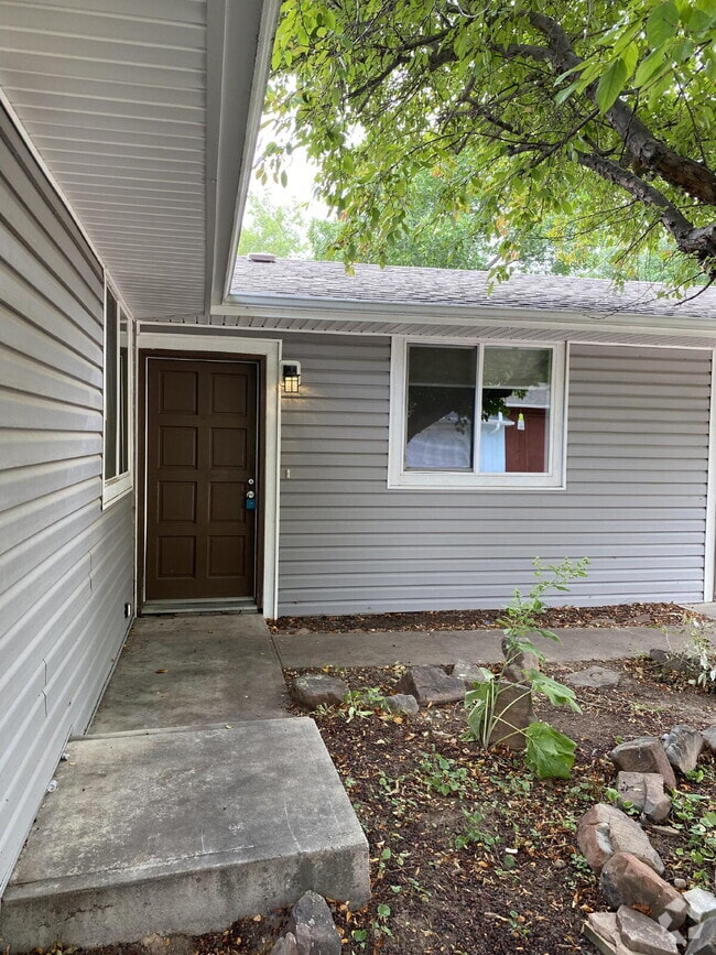 Building Photo - 4547 Beachcomber Ct