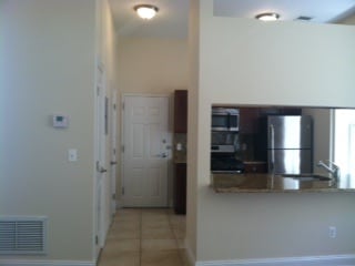 Building Photo - 375 Undercliff Ave