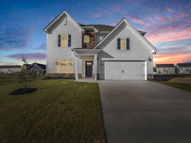 Building Photo - New Construction in Hendersonville $1000 off first month's rent with a January lease