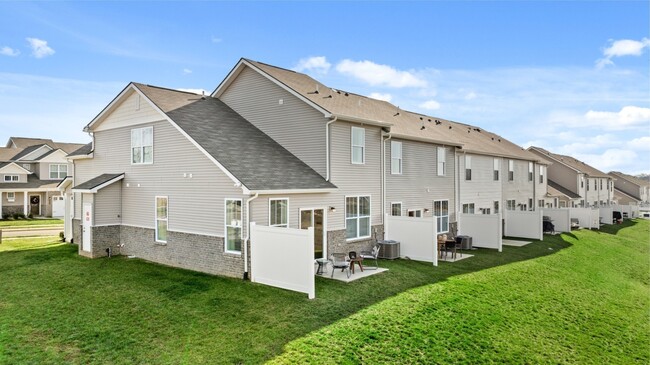 Foto del edificio - 572 Trinity Way