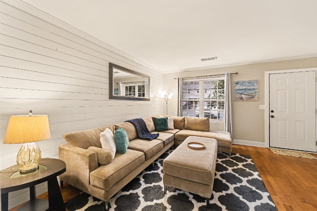 Foto del edificio - 507 Stinson Dr