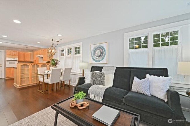 Foto del edificio - 9023 4th Ave NW