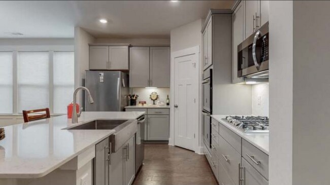 Foto del edificio - 1594 Drakes Creek Rd