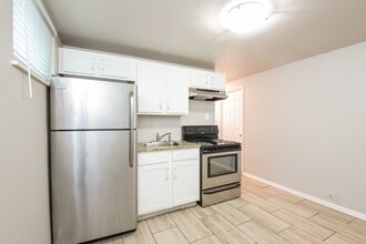 Building Photo - 1031 Ammons St