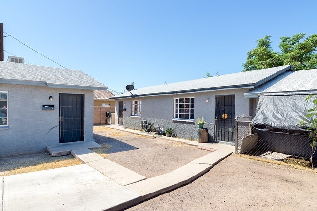 Foto del edificio - 110 N 33rd Ave