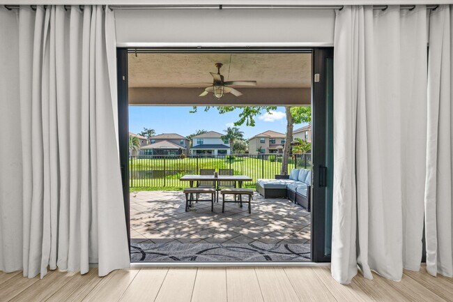 Building Photo - 14543 White Jade Terrace