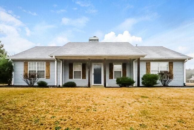 Building Photo - 335 Cattlemans Cir