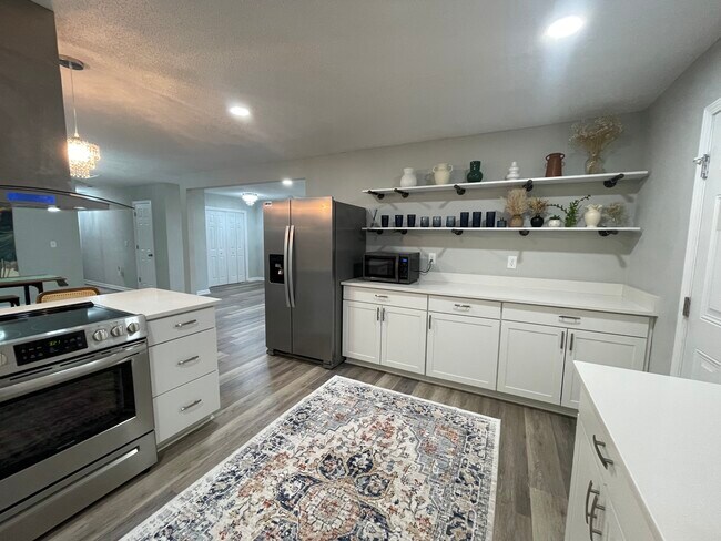 Foto del edificio - 137 Cherokee Trail