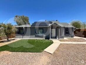 Building Photo - 3725 E Flower St