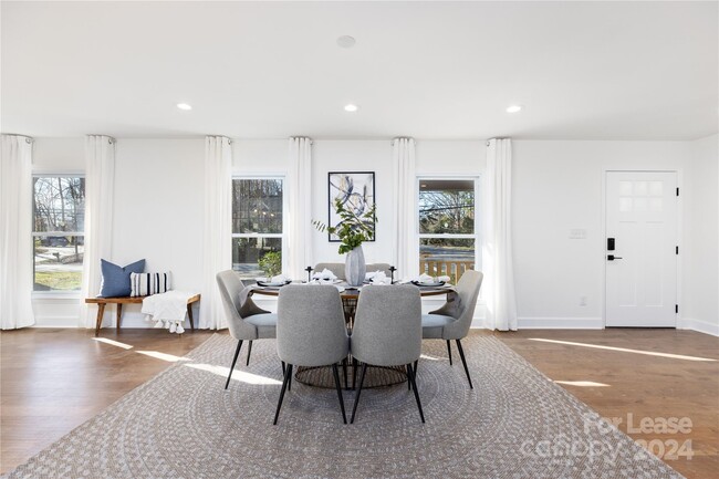 Foto del edificio - 6401 Park S Dr